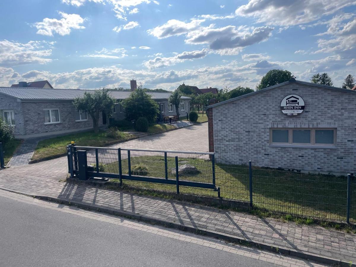 Hotel Rhin Inn Fehrbellin Екстериор снимка